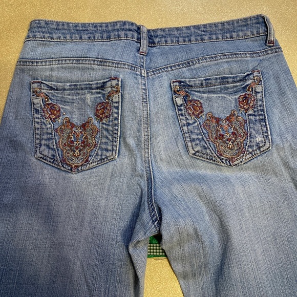 Women’s Y2K l.e.i Ashley Low-rise Denim Flare Jeans - Picture 7 of 9